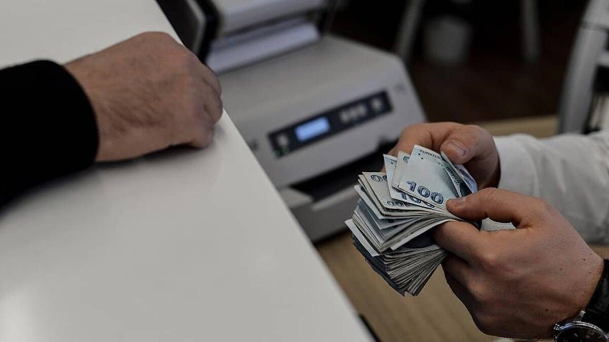 Faiz yükü ve borçlar yurttaşı vurdu: Milyonlar yasal takibe düştü!