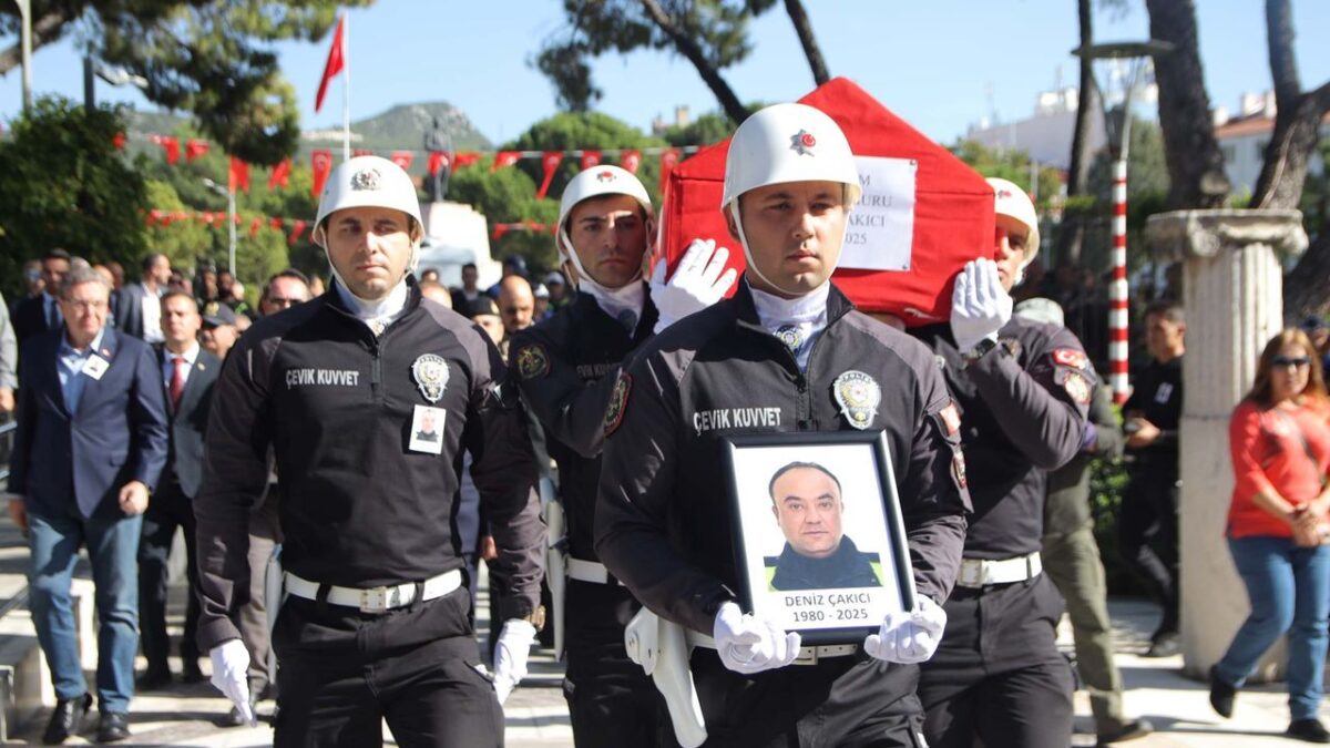 Muğla’da polis memuruna acı veda! Muğla’da polis memuruna acı veda!