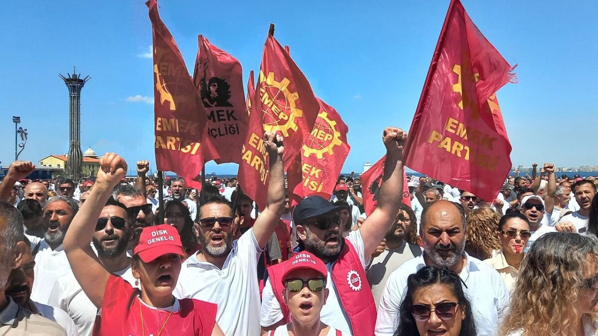 EMEP’ten Tugay’a çağrı: ‘Havuz’u kurut, TİS’i uygula! EMEP’ten Tugay’a çağrı: ‘Havuz’u kurut, TİS’i uygula!