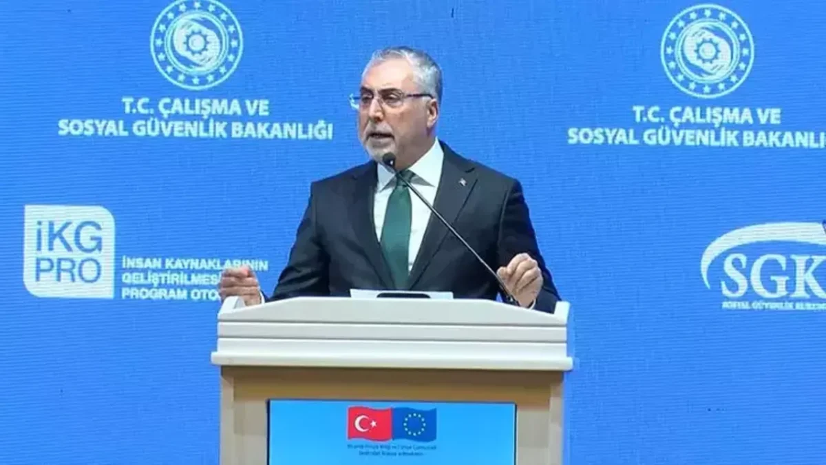 “Nöbet tutacağınıza SGK borçlarını ödemeyen başkanlarınızdan hesap sorun” “Nöbet tutacağınıza SGK borçlarını ödemeyen başkanlarınızdan hesap sorun”