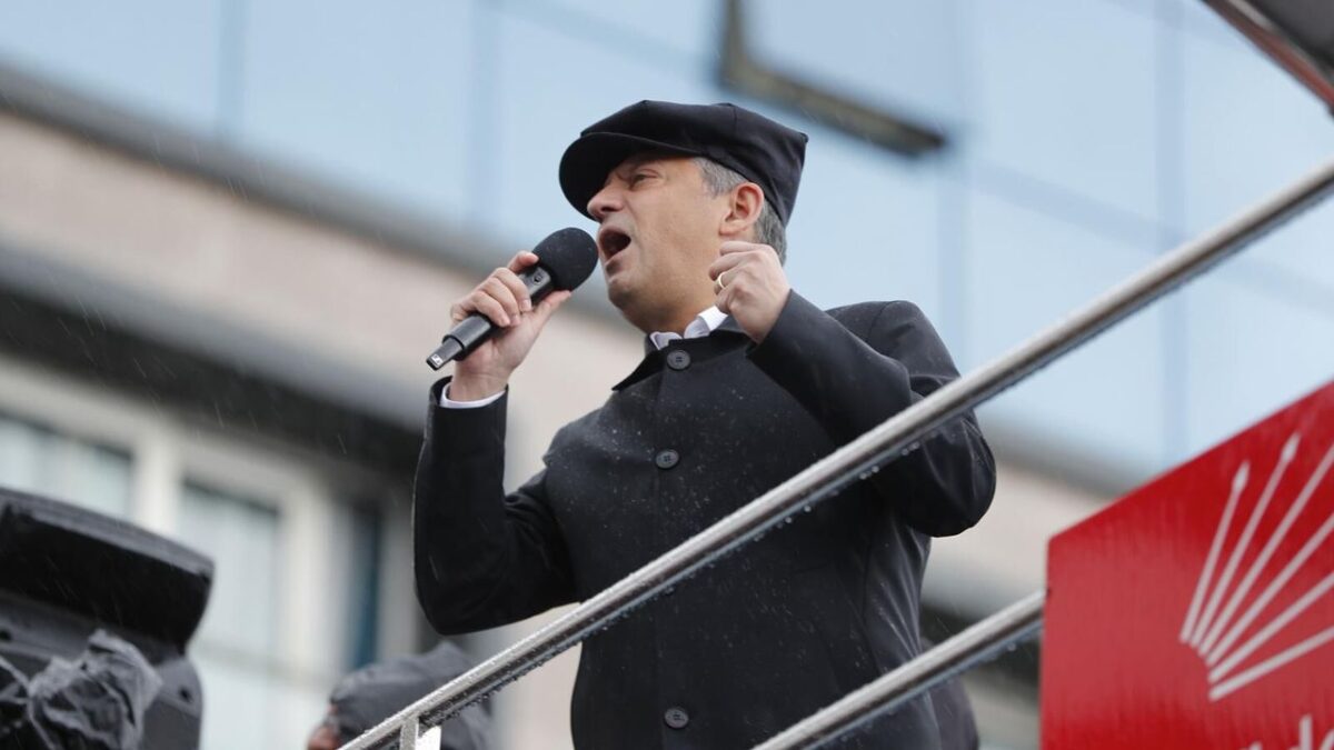 Özel’den Erdoğan’a seçim yenileme daveti: Adayın Özlem’i karşımıza çıkar! Özel’den Erdoğan’a seçim yenileme daveti: Adayın Özlem’i karşımıza çıkar!