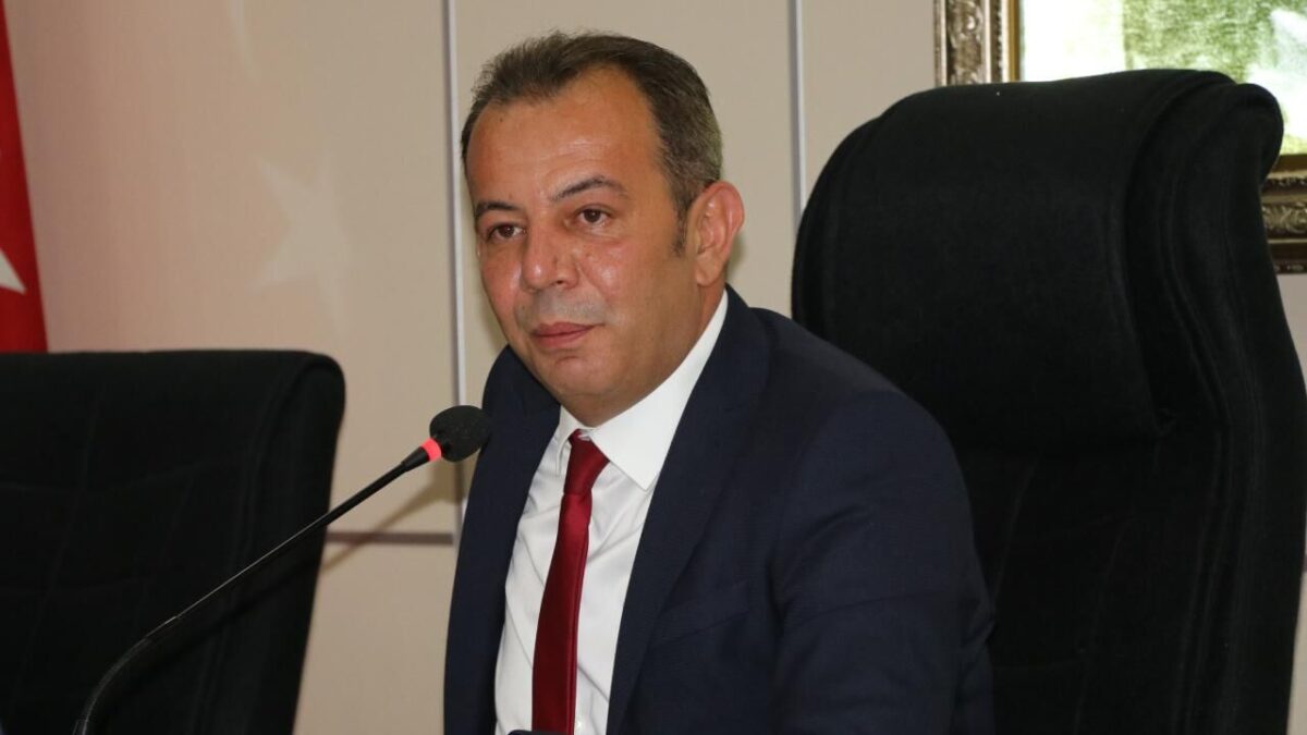 Tanju Özcan’a “cinsel saldırı” suçundan tutuklama Tanju Özcan’a “cinsel saldırı” suçundan tutuklama