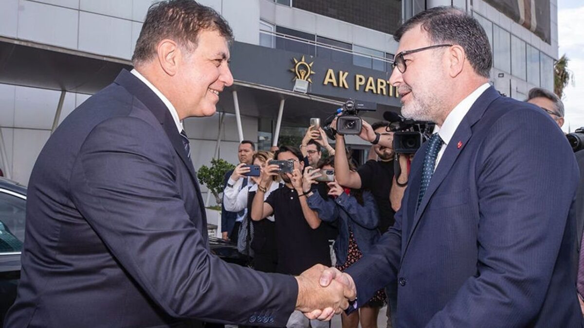 “Transfer” sorusuna AK Partili Saygılı’dan yanıt: Kapımız dürüst olan herkese açık! “Transfer” sorusuna AK Partili Saygılı’dan yanıt: Kapımız dürüst olan herkese açık!